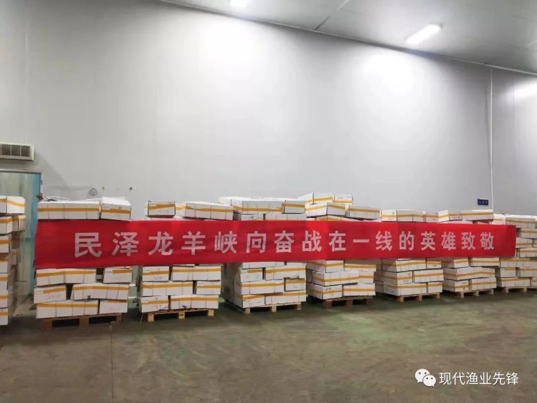 Salute the most beautiful rebel! Minze Longyang Gorge for the first line of war 