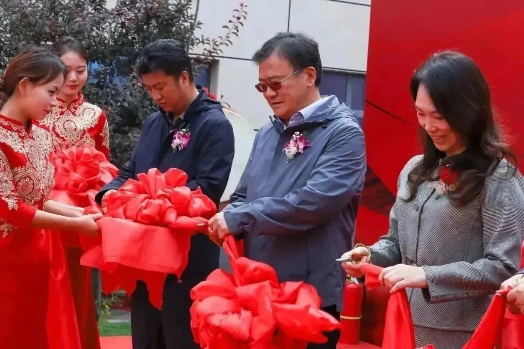 Drawing a new picture, Longyang Gorge salmon deep processing construction project was successfully completed